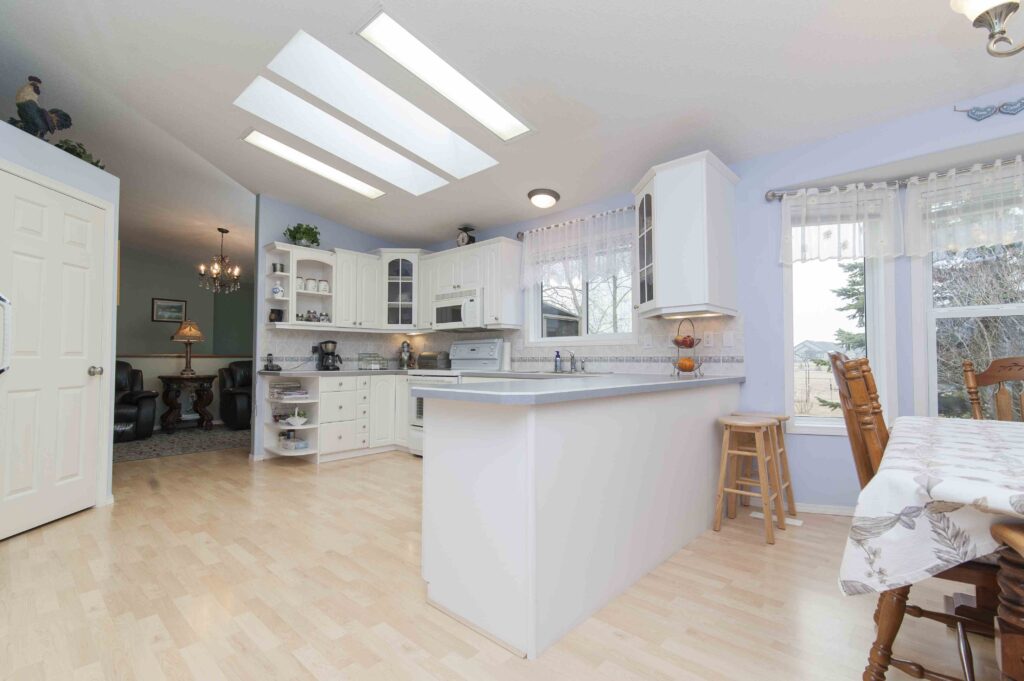 The golden rule of staging: keep it clean and neutral
